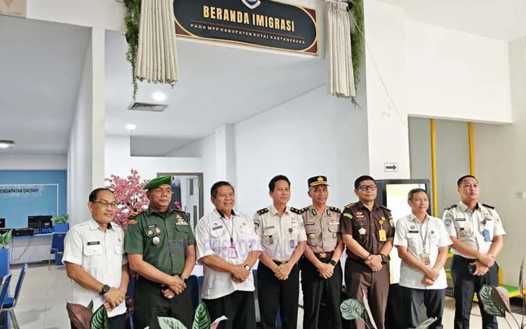 Beranda Imigrasi Hadir di MPP Kukar, Layanan Paspor Makin Dekat ke Masyarakat