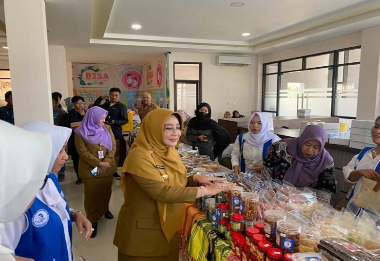 Bupati Sri Juniarsih Buka Festival Pangan Lokal Beragam