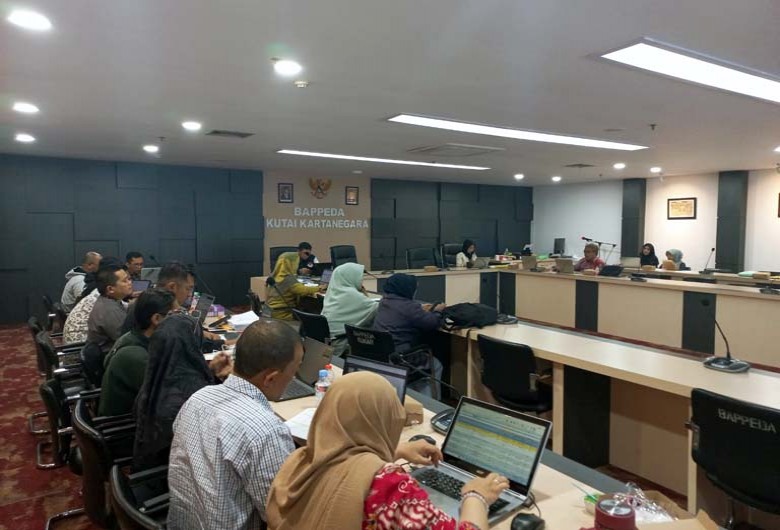 Kawal Kegiatan RPJMD, Bappeda Kukar Gelar Pra Verifikasi RKA APBD 2024