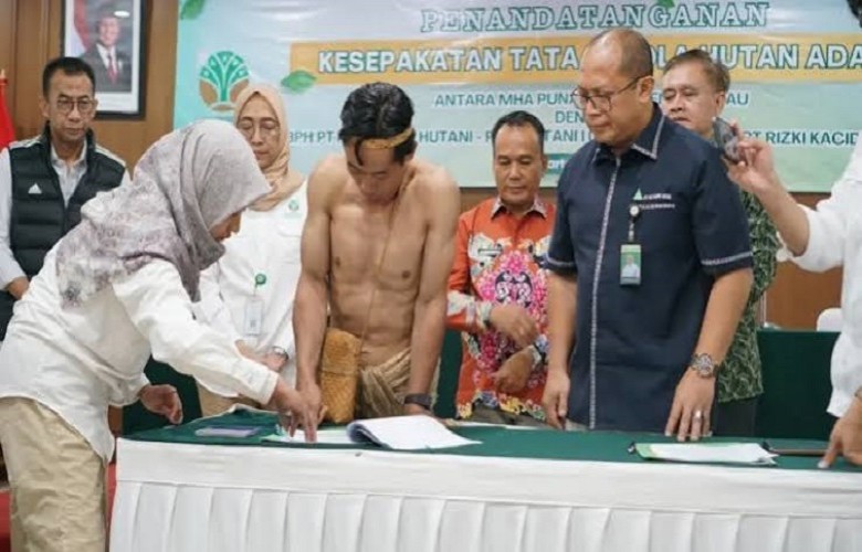 Tiga Perusahaan Alokasikan Sebagian Areal Kerja untuk Dukung Hutan Adat Punan Batu Benau-Sajau