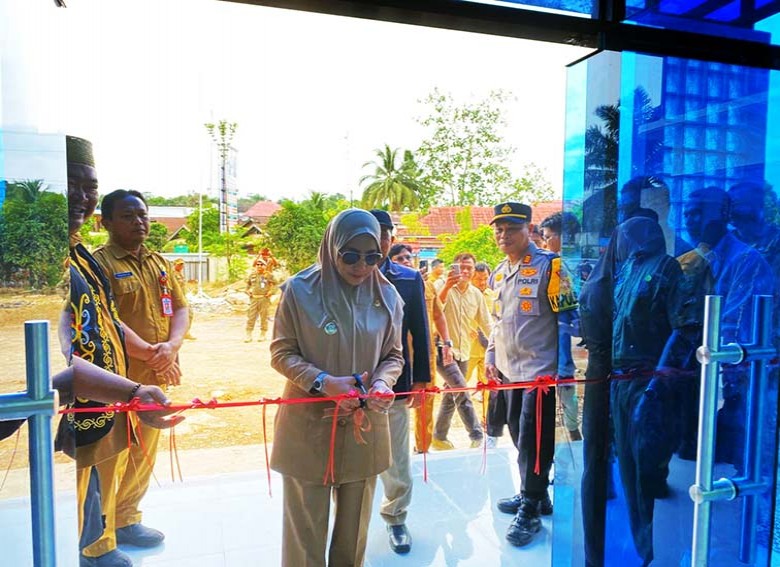 Resmikan Kantor Kecamatan Segah, Bupati : “Saya Berharap Pelayanan Kepada Masyarakat Bisa Semakin Maksimal”
