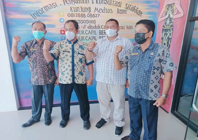 Selain Sehat, Warga Juga Harus Memiliki NIK