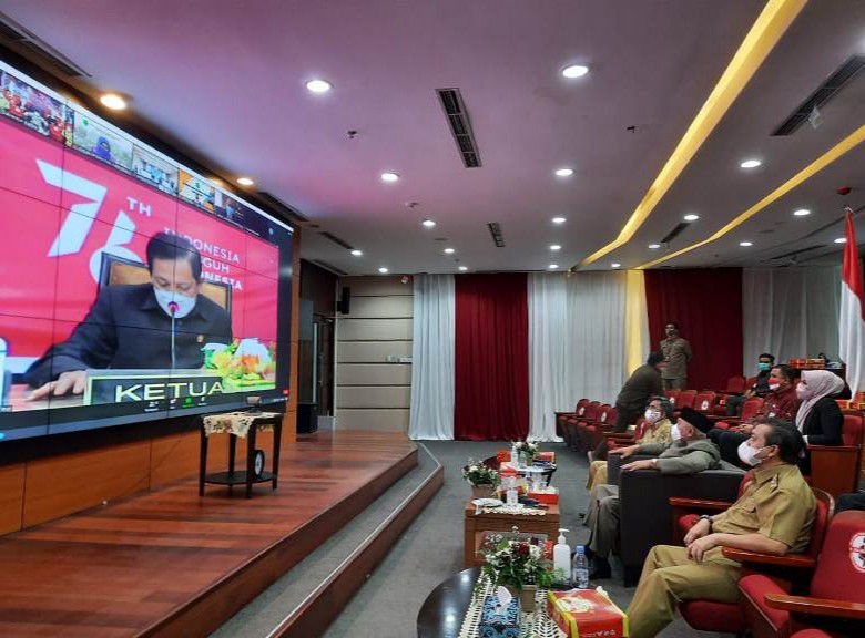 Gubernur dan Wagub Ikuti Rapat Paripurna DPRD Kaltim Secara Virtual, Daerah Diminta Maksimalkan Penanganan Covid
