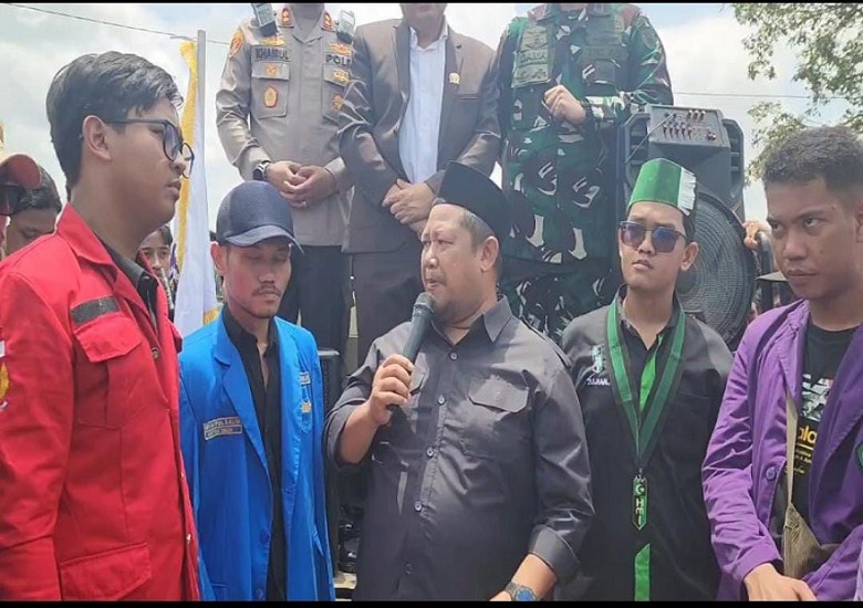 Aliansi Mahasiswa Kukar Gelar Aksi Damai, DPRD Sepakati 12 Poin Tuntutan