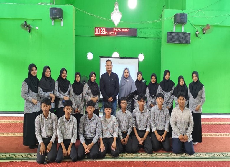 PWI Kukar Bekali Siswa SMA Muhammadiyah Tenggarong dengan Pengetahuan Jurnalistik