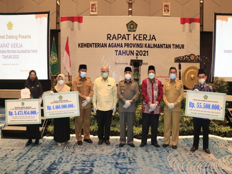 Gubernur Buka Raker Kemenag Kaltim, Isran Noor: Pemprov Tak Akan Membiarkan