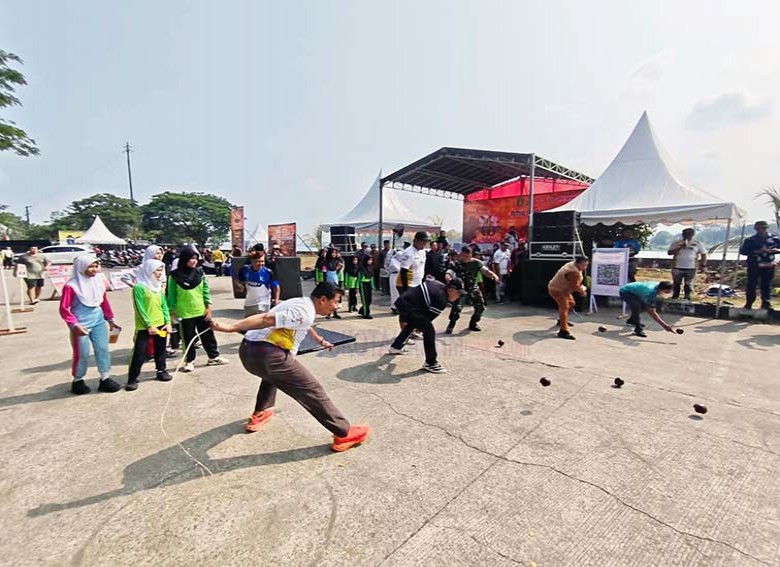 Semarak Olahraga Tradisional Jadi Daya Tarik Erau Adat Kutai 2026, 507 Peserta Ambil Bagian