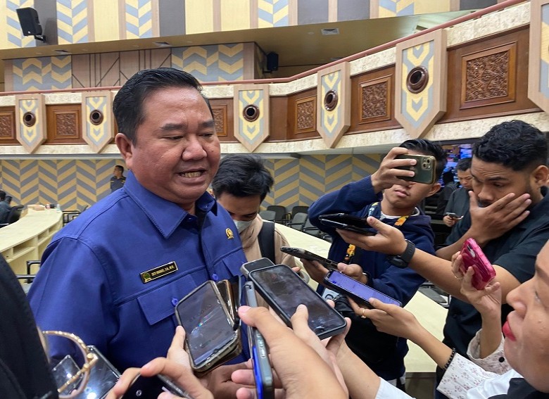 Ekti Imanuel Dorong Prioritaskan Guru Lokal dalam Rencana Pendirian SMK di Mahulu