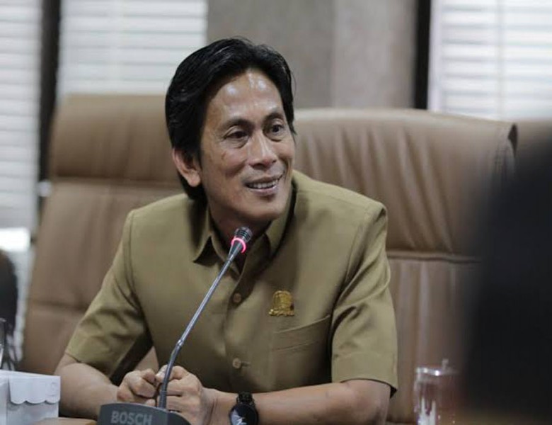 Bakhtiar Wakkang  Usulkan Tambahan Gaji Tenaga Kontrak Daerah