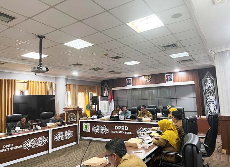 DPRD Berau Gelar RDP Tindak Lanjut Pelaksanaan Perda Perlindungan Tenaga Kerja Lokal