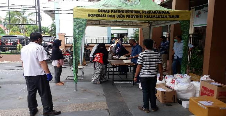 Terapkan Physical Distancing, Disperindagkop Kaltim Gelar Operasi Pasar Gula Pasir