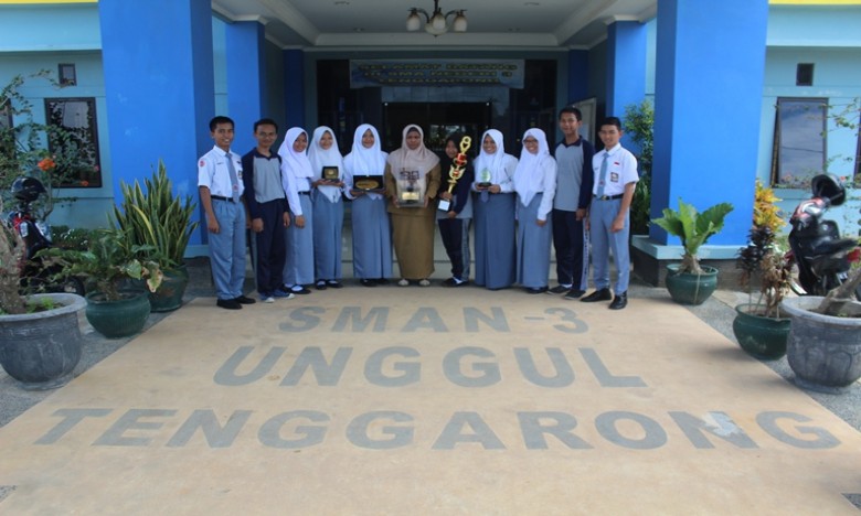 SMAN 3 Unggulan Tenggarong Juara I Lomba Cerdas Cermat Nasional