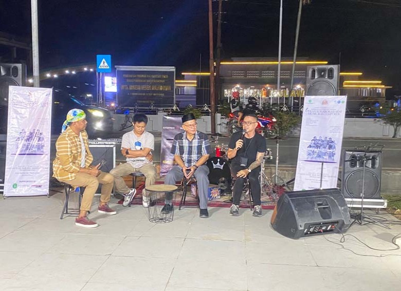 Disdikbud dan BEM Fisipol Unikarta Gelar Diskusi Seni Budaya Lewat Pekan Kolaborasi Musik Kontemporer