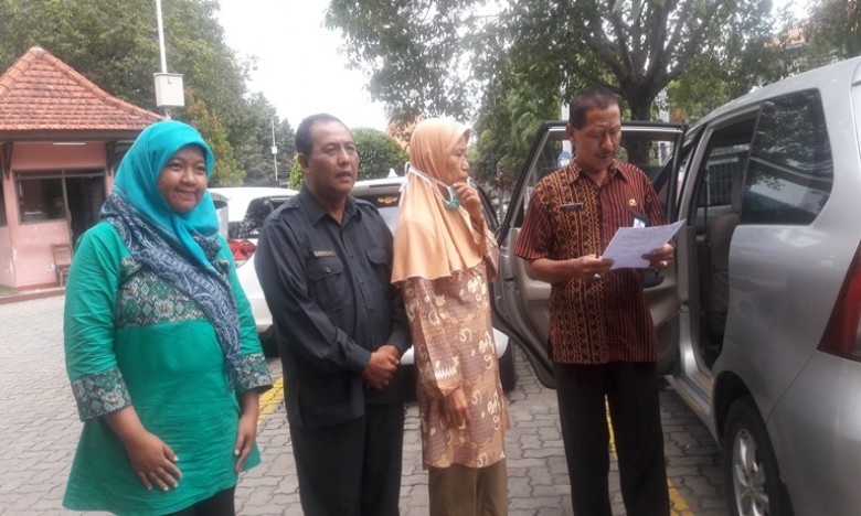 Dinas Sosial Kukar Pulangkan Dua Pasien Gangguan Jiwa ke Surabaya