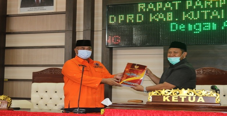 Bupati Edi Sampaikan LKPJ Tahun 2019