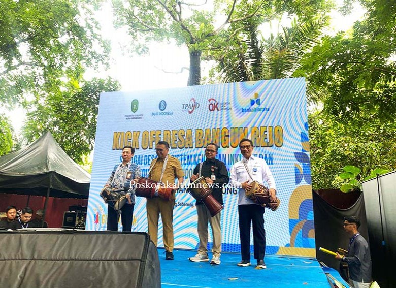 Bupati Kukar Aulia Hadiri Kick-Off Program EKI dan Edukasi Hari Indonesia Menabung di Desa Bangun Rejo