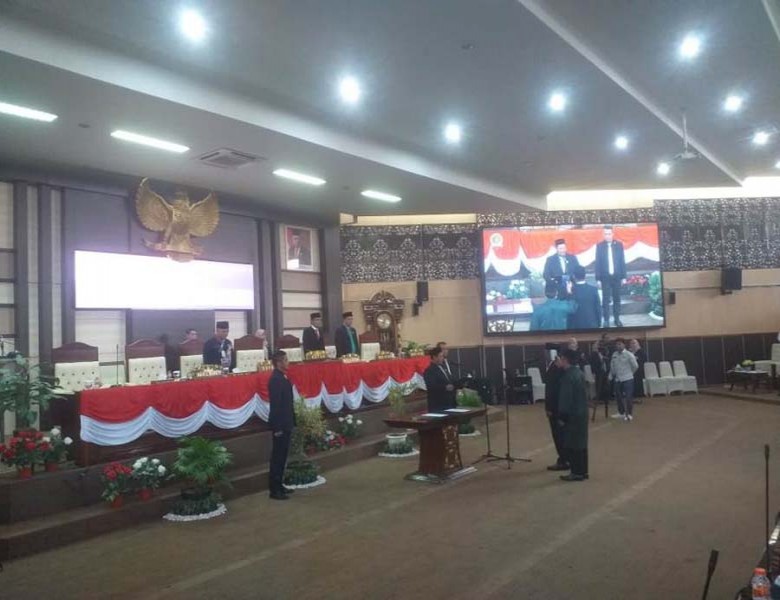 Muh.Saleh Resmi Dilantik jadi PAW Anggota DPRD Kukar