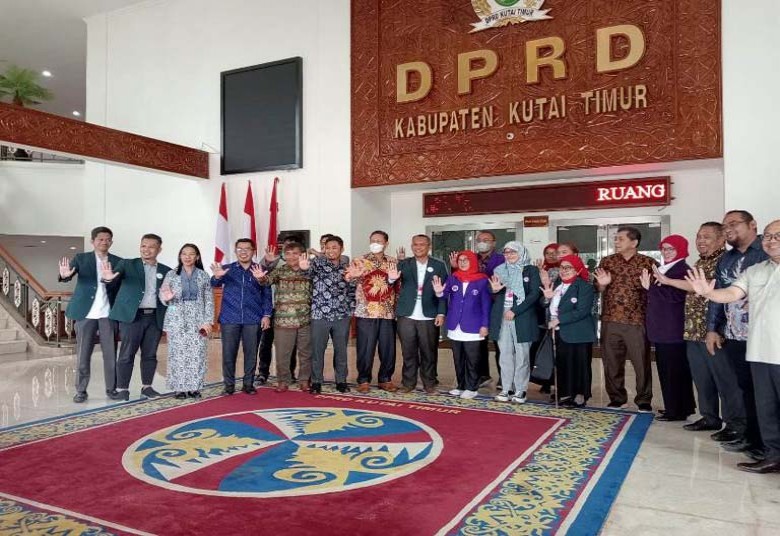 DPRD Kutim Hearing dengan IDI Kutim, Bahas RUU Kesehatan Omnibus Law