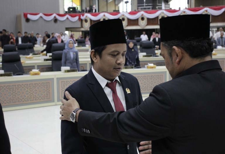 Selamet Ari Wibowo Resmi PAW Anggota DPRD Provinsi Kaltim