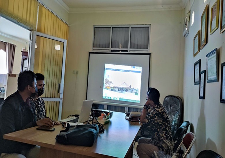 PMM 97 Bantu Aktifkan Kembali Website Desa