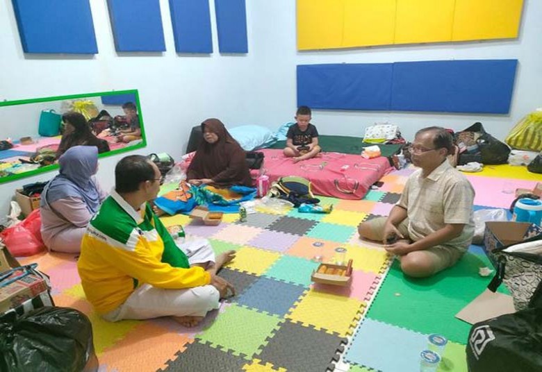 H.Ahmad Zulfiansyah Kujungi Warga Korban Kebakaran Flamboyan