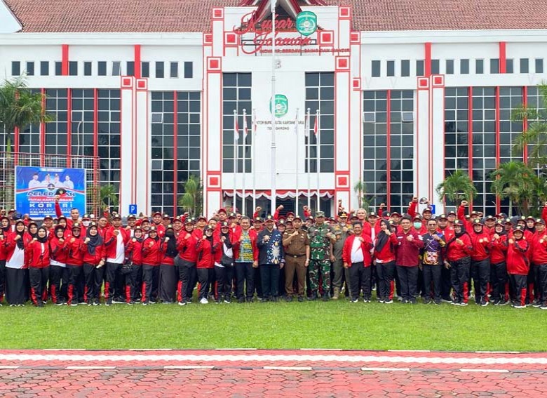 190 ASN Kontingen Kukar Pada Porprov KORPRI Kaltim ke-3 di Paser Resmi di Lepas Sekda Kukar