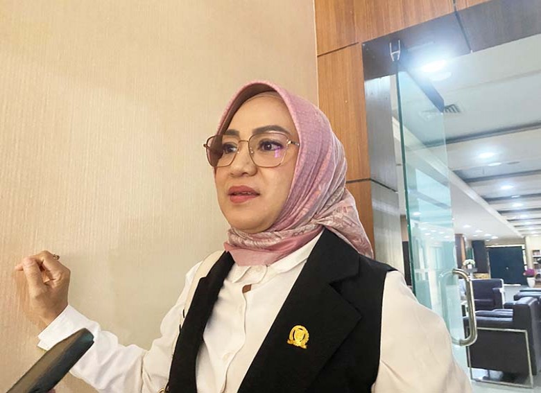 Sri Kumalasari Dorong Penggunaan Batik Khas Berau Secara Konsisten oleh Seluruh Aparutur Pemerintah dan Masyarakat