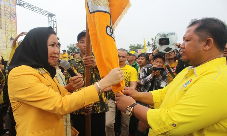Rita Lantik Pengurus Golkar Kukar