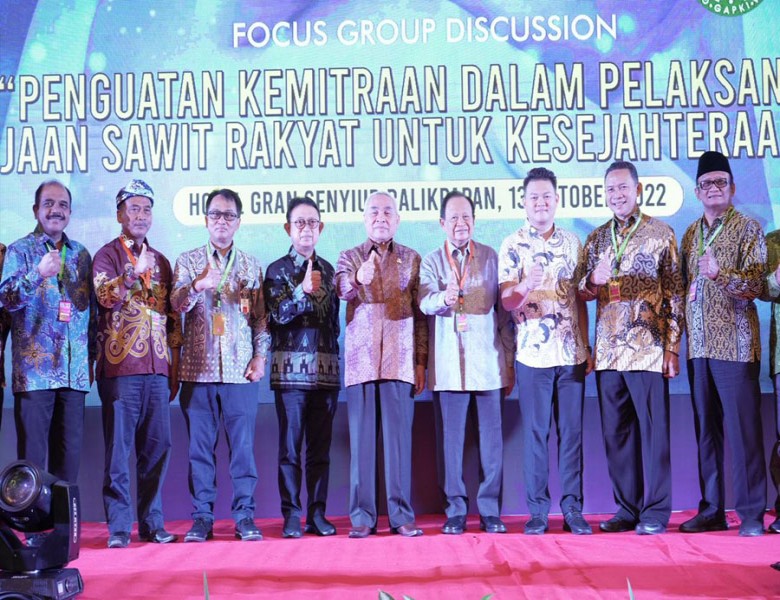 Gubernur: Peremajaan Sawit Rakyat Strategis untuk Peningkatan Produktivitas Sawit
