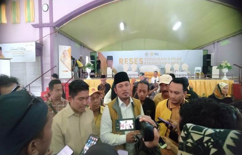 Reses Sekaligus Sosialisasi Empat Pilar Kebangsaan, Rudy Mas'ud Dapat Keluhan Jalan Rusak Hingga Banjir