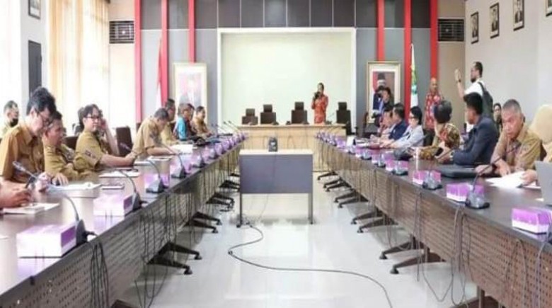 Komisi III Gelar RDP, Bahas Kondisi Jalan 4 Desa di Kubar