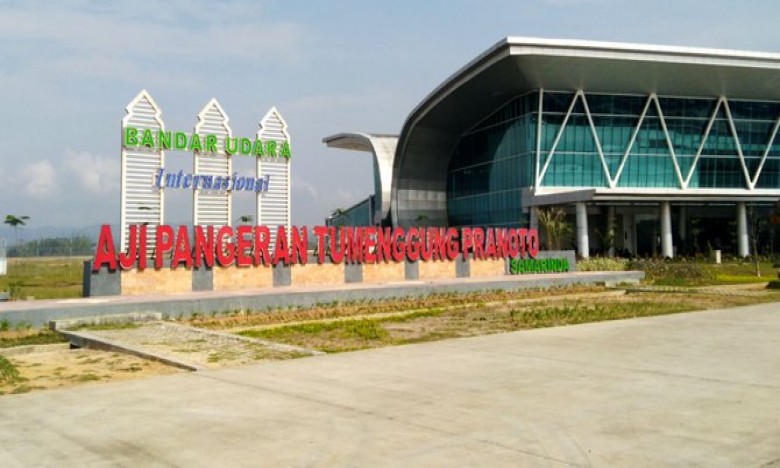 Bandara APT Pranoto Sudah Dipasangi Lampu PAPI