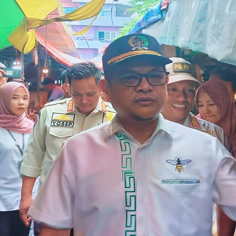 Komisi II DPRD Kota Balikpapan Tinjau Penataan Pedagang Pasar Pandansari