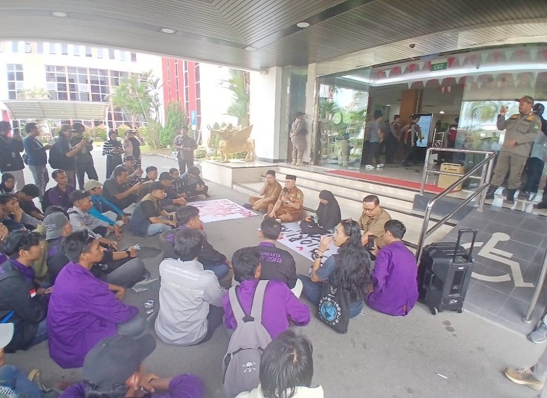 Budiman Apresiasi Upaya Perjuangan Mahasiswa Kawal Pencairan Beasiswa Kukar Idaman