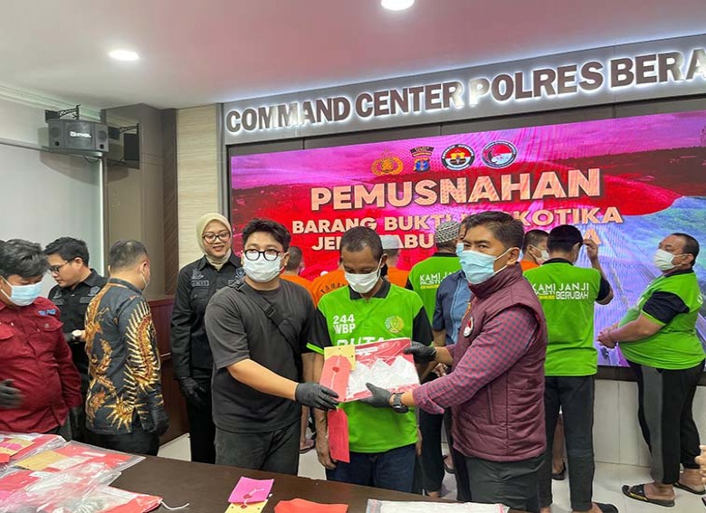 Polres Berau Musnahkan Hampir 2Kg Sabu dari Tangan 14 Tersangka Kasus Narkoba
