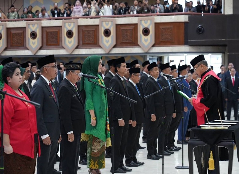 55 Anggota DPRD Kaltim Periode 2024-2029 Resmi Dilantik