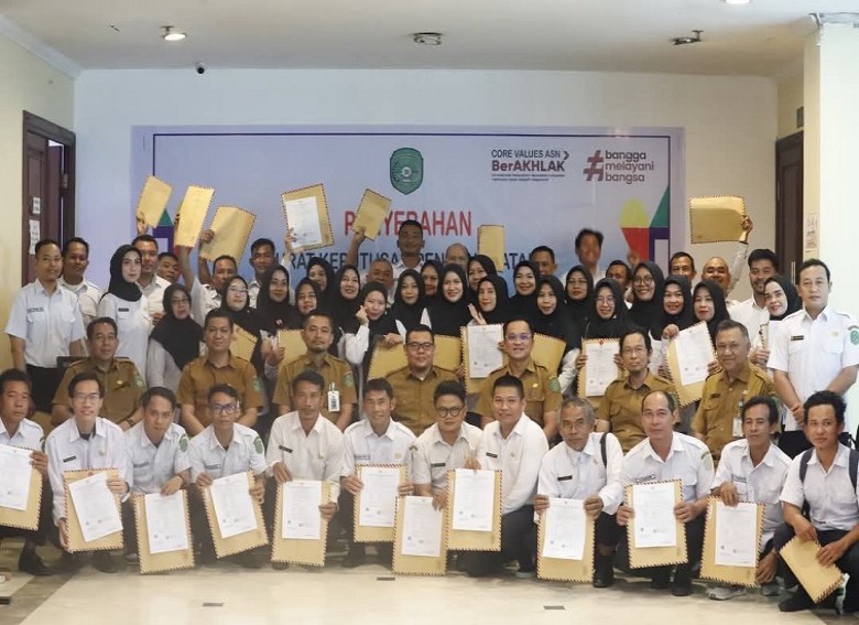52 Pegawai Dispar Terima SK PPPK, Ini Pesan Plt Kadispar Kukar