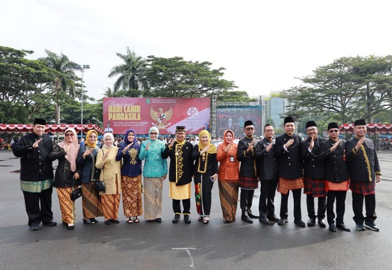 Pimpin Upacara Harlah Pancasila 2024, Pj Gubernur : Nilai-Nilai Pancasila Harus Tertanam Dalam Jiwa