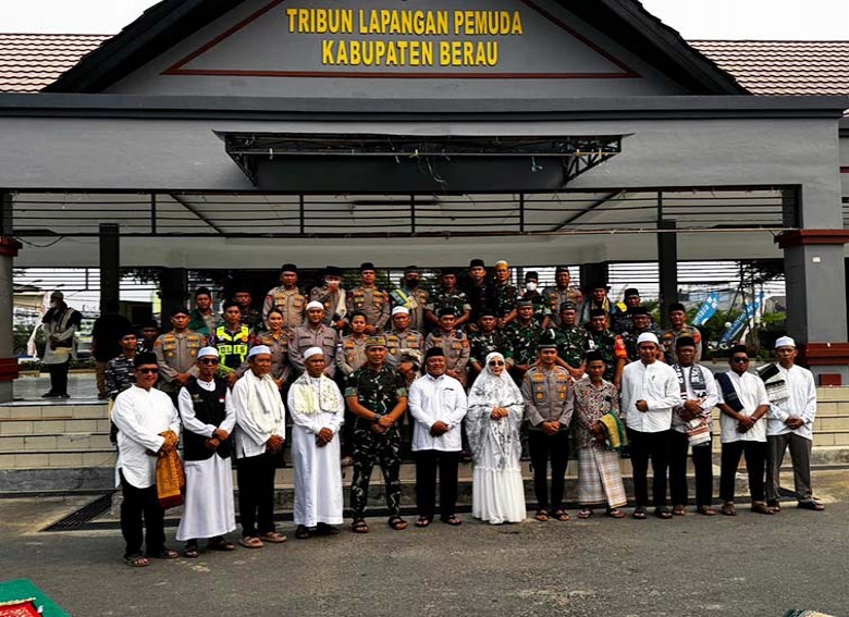 Api Karhutla Belum Padam, Asap Makin Pekat dan Air Sulit Dijangkau, Pemkab Berau Kembali Memohon Hujan Lewat Shalat Istisqa