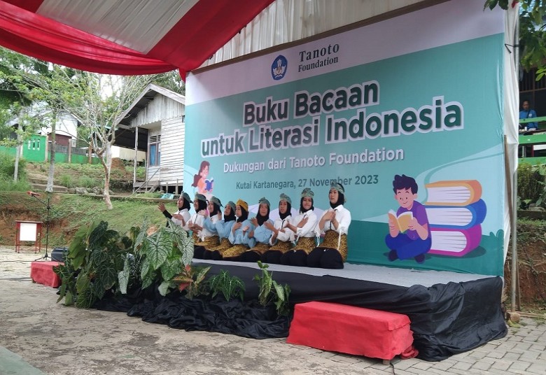 SDN 018 Tenggarong Seberang Angkat Budaya Lokal Melalui Ekstrakulikuler