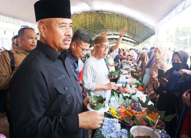 HUT ke-41 Desa Kota Bangun III Dimeriahkan Festival Cenil