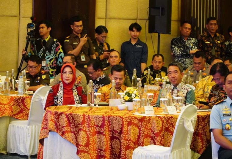 Bersinergi Mendukung Kondusifitas Daerah, Bupati Hadiri Rakor Forkopimda se Kaltim