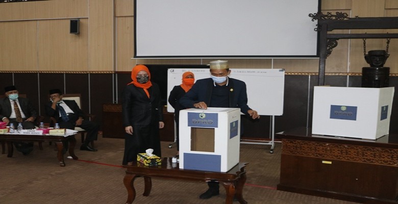Chairil Anwar Terpilih jadi Wakil Bupati Kukar, Menang Telak 40 Suara