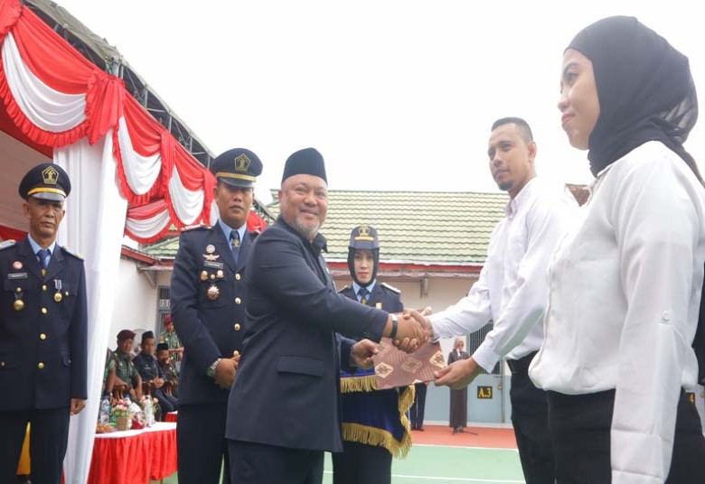 Serahkan Remisi HUT RI, 2 Narapidana di Rutan Tanjung Redeb Bebas