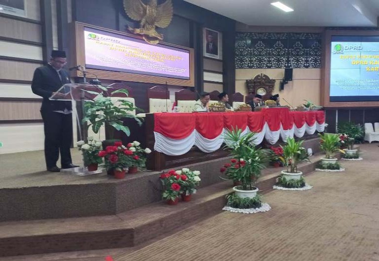 Banggar DPRD Kukar Sampaikan Laporan KUA-PPAS 2024