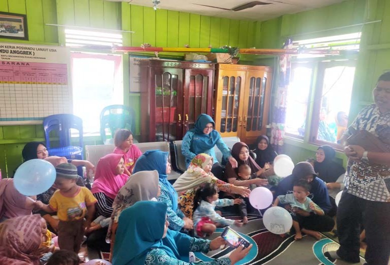 Ketua TP PKK Kabupaten Berau Dorong Pencegahan Stunting di Tanjung Batu