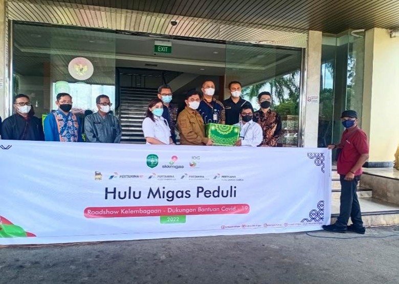 SKK Migas Serahkan 520 Paket Bapokting Kepada Pemkab Kukar