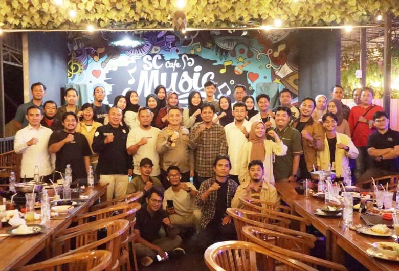 Kapolres Berau Gelar 'Ngopi Bareng' Jurnalis, Bahas Pengamanan Pemilu 2024