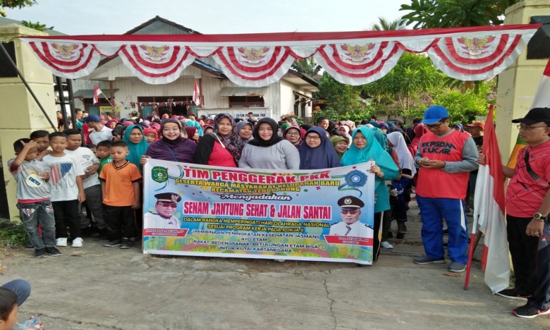 Meriah Jalan Santai Haornas Kelurahan Baru