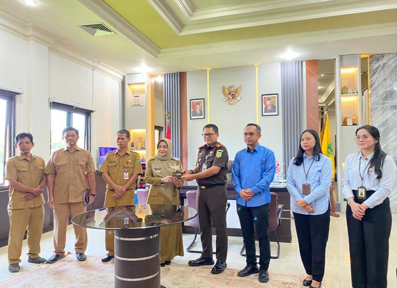 Pemkab Berau dan Kejari Teken MoU untuk Penanganan Masalah Hukum